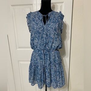 - PINCH Ruffle sleeves Blue Floral prints dress size M